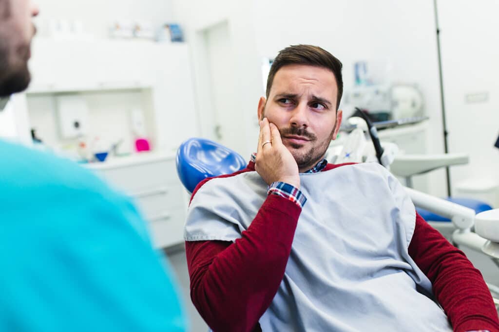 Cracked or Knocked-Out Baby Teeth: What Parents Should Do Immediately